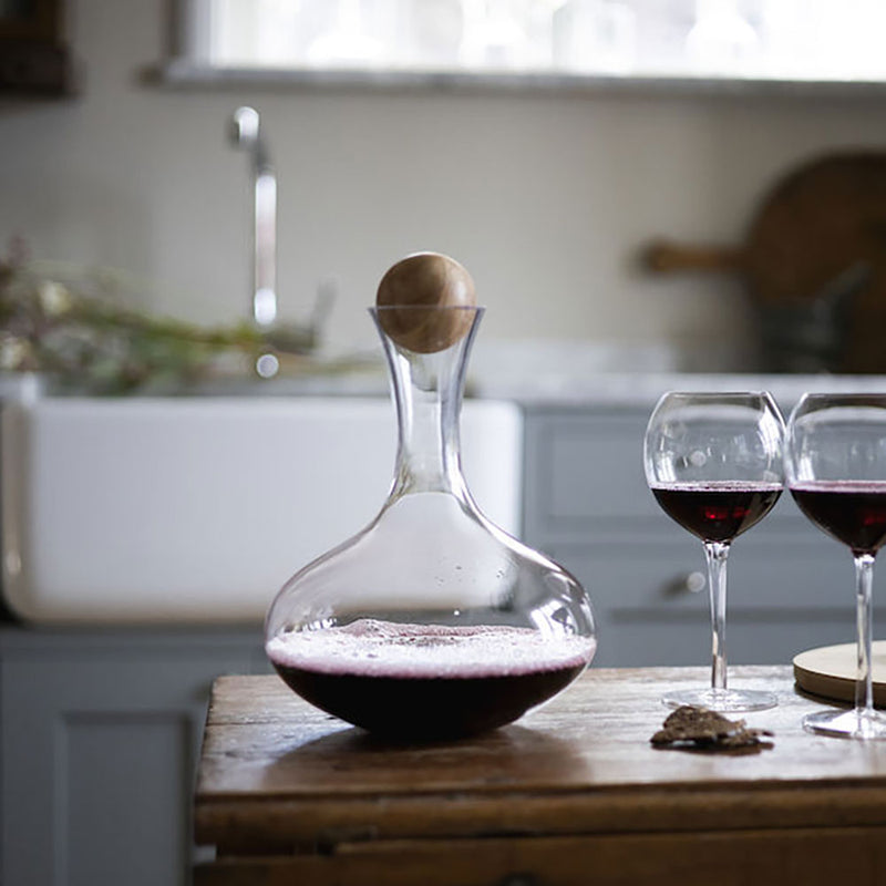 Wine Decanter with Oak Stopper