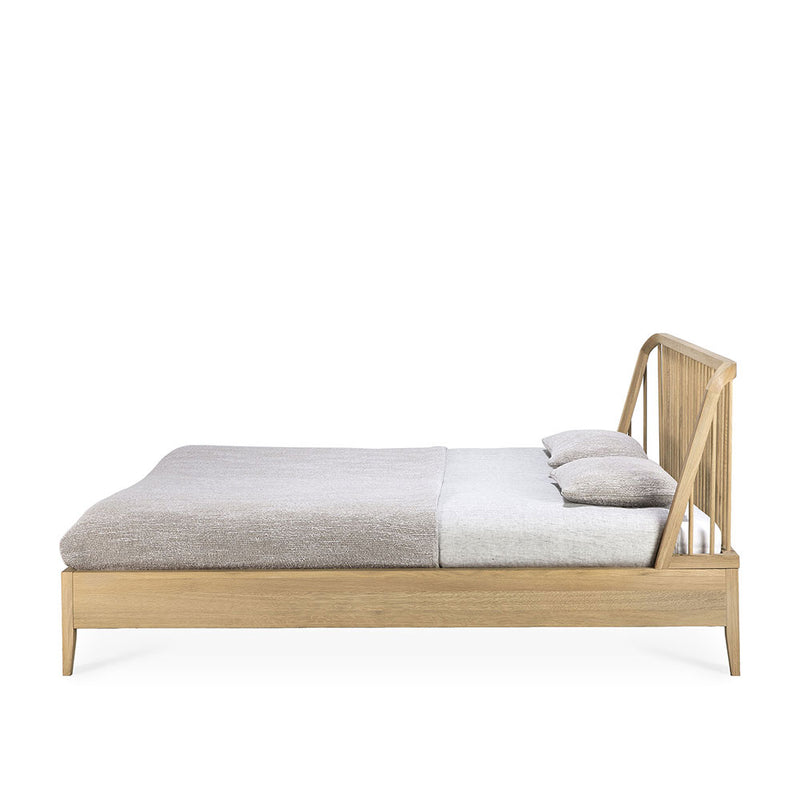 Oak Spindle bed