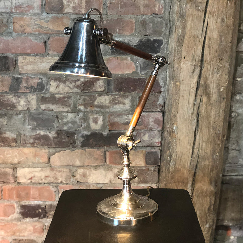 Articulated Desk lamp